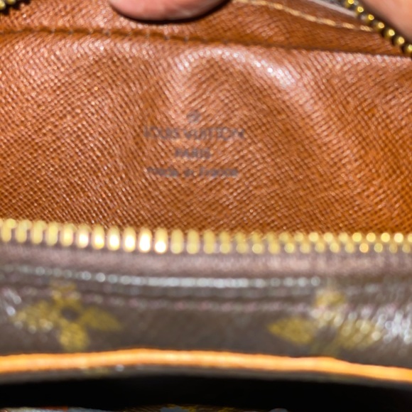 Authentic Louis Vuitton Danube Monogram - Picture 8 of 9